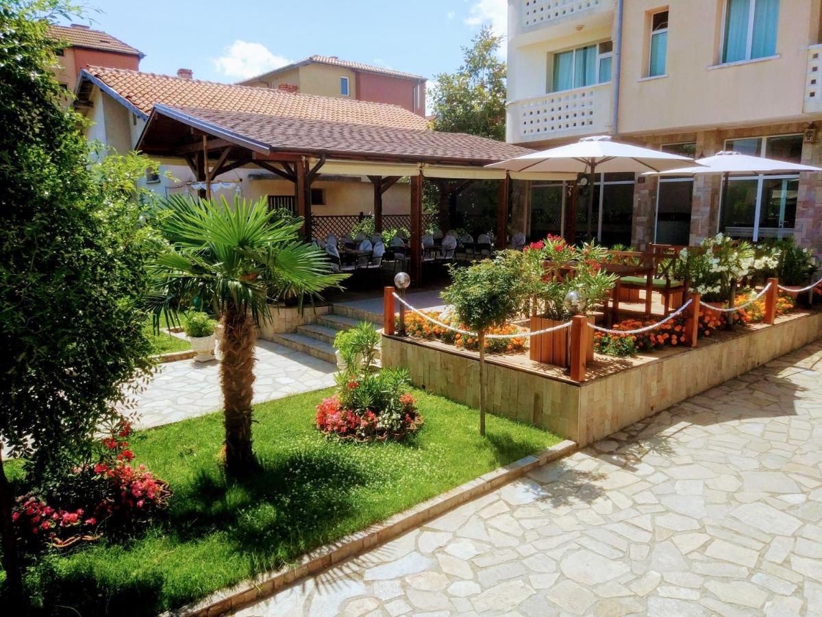 Saint George Family Hotel Lozenets Exterior photo