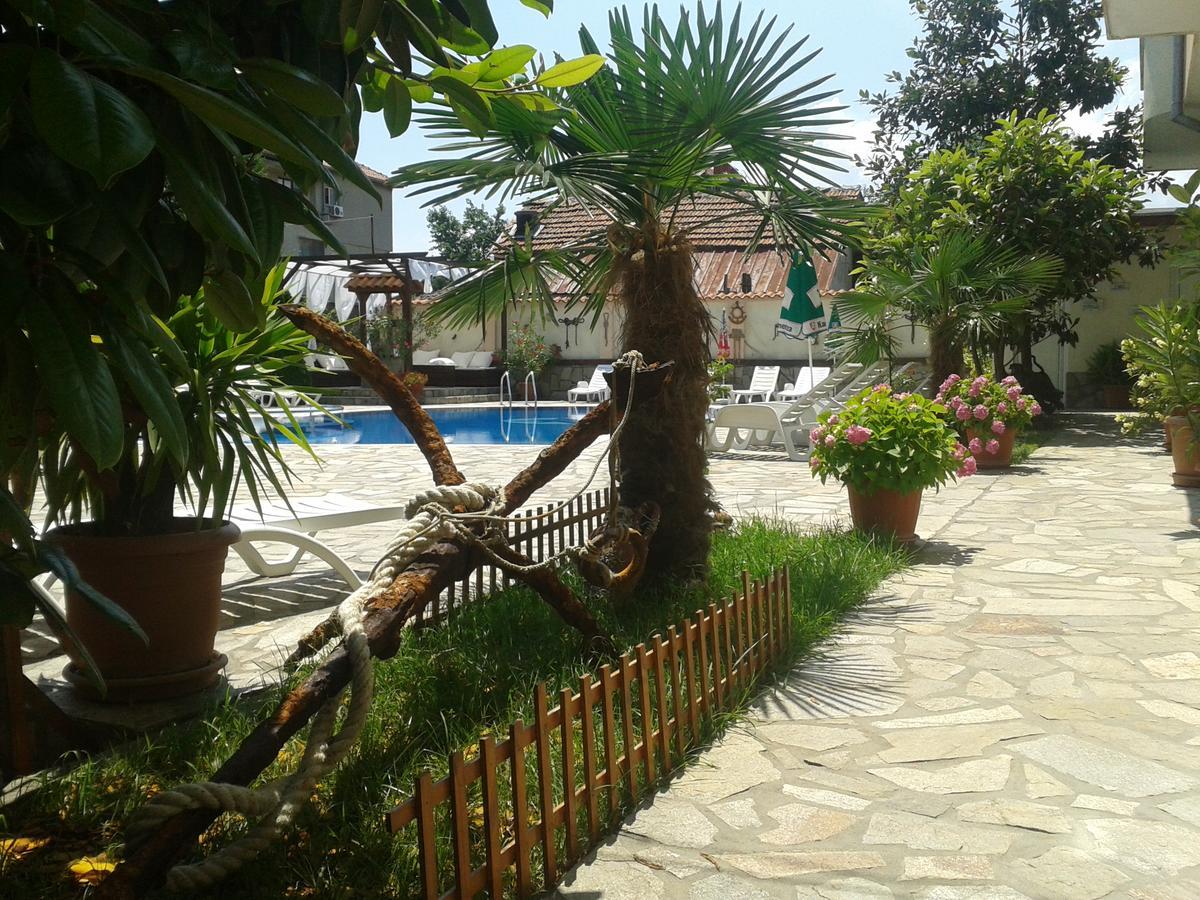 Saint George Family Hotel Lozenets Exterior photo